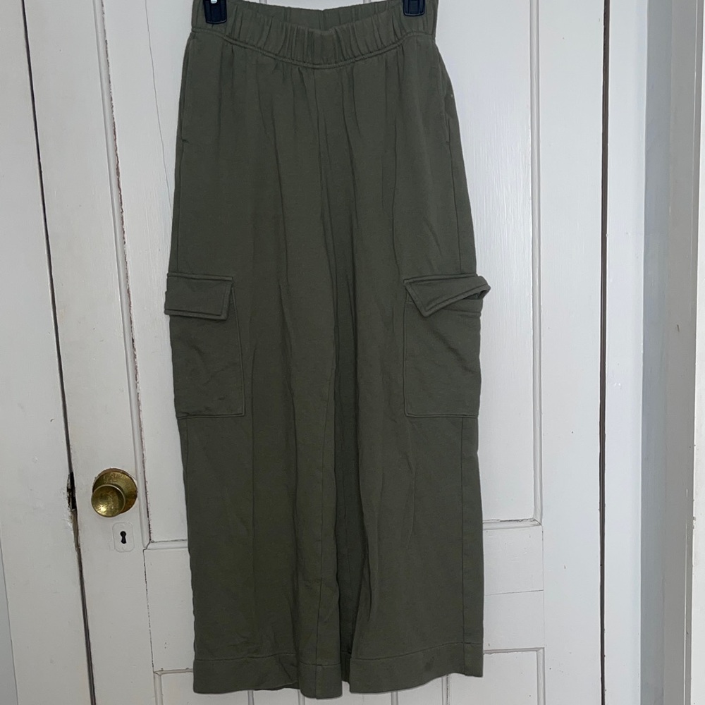 GAP Olive Wide Leg Pants